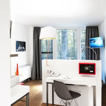 V-hotel Hotel 4*