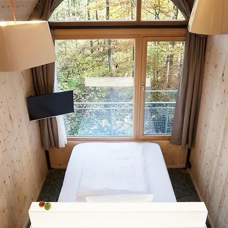 V-hotel
