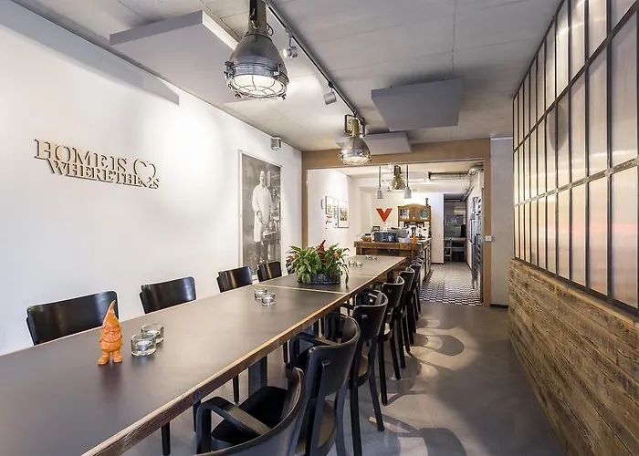 V-Hotel Отель Бонн