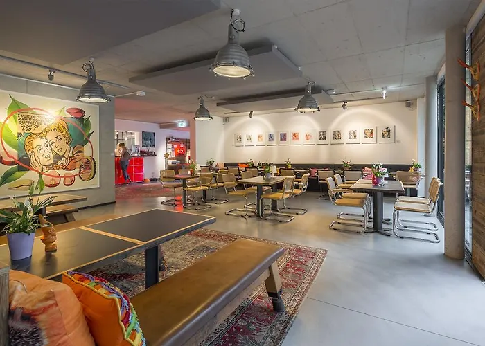 Отель V-Hotel Бонн